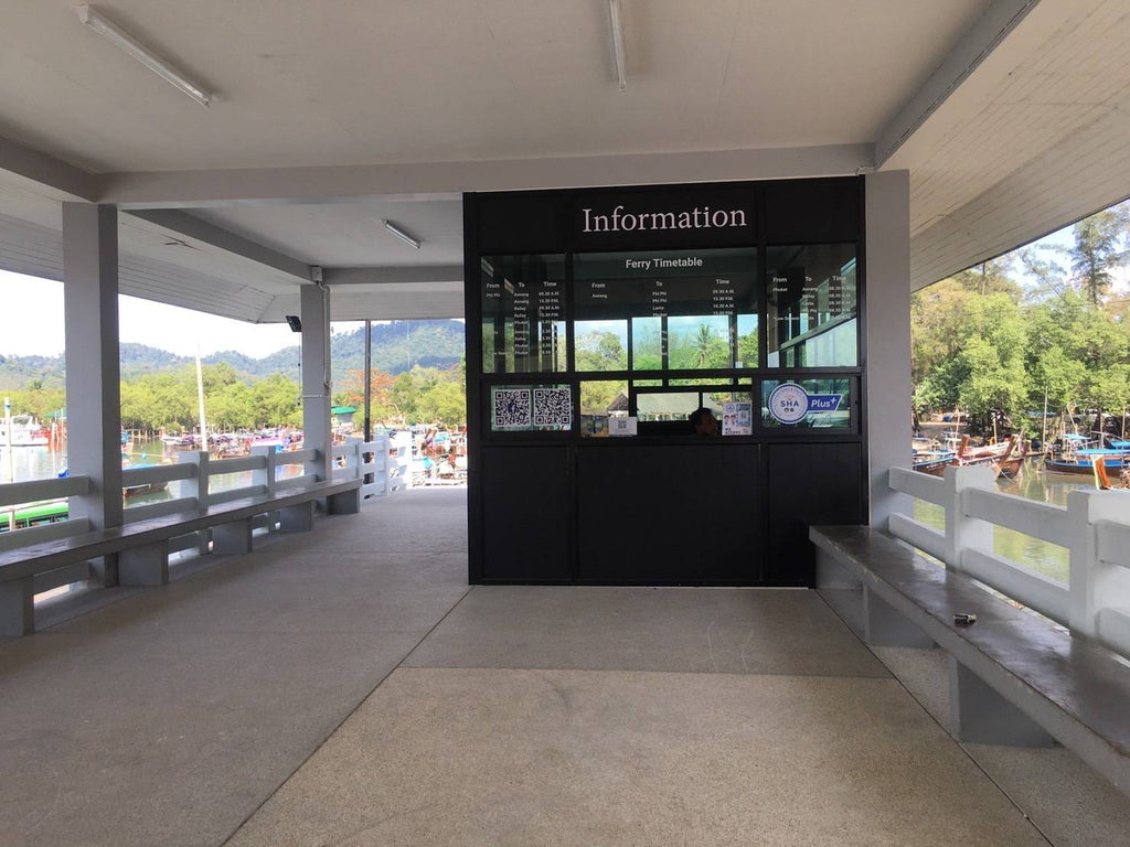Check-in counter at Nopparat Thara Pier