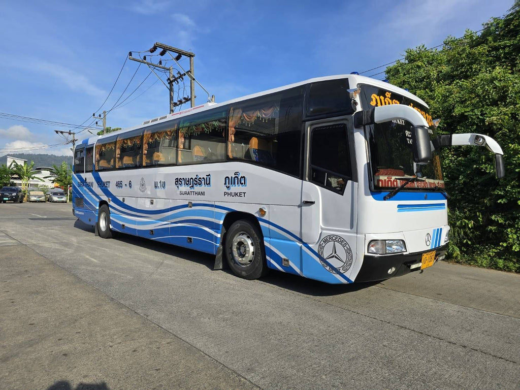 Bus 465 serving the Phuket, Khao Lak, and Khao Sok route