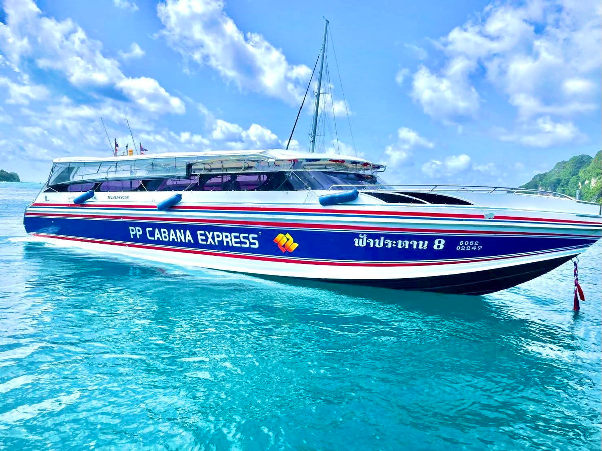 Passenger speedboat travelling from Railay Beach to Koh Phi Phi