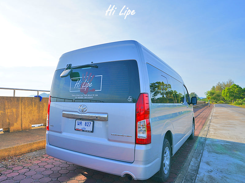 Rear view of Toyota HiAce van used for Hat Yai Airport to Koh Lipe shared van transfer