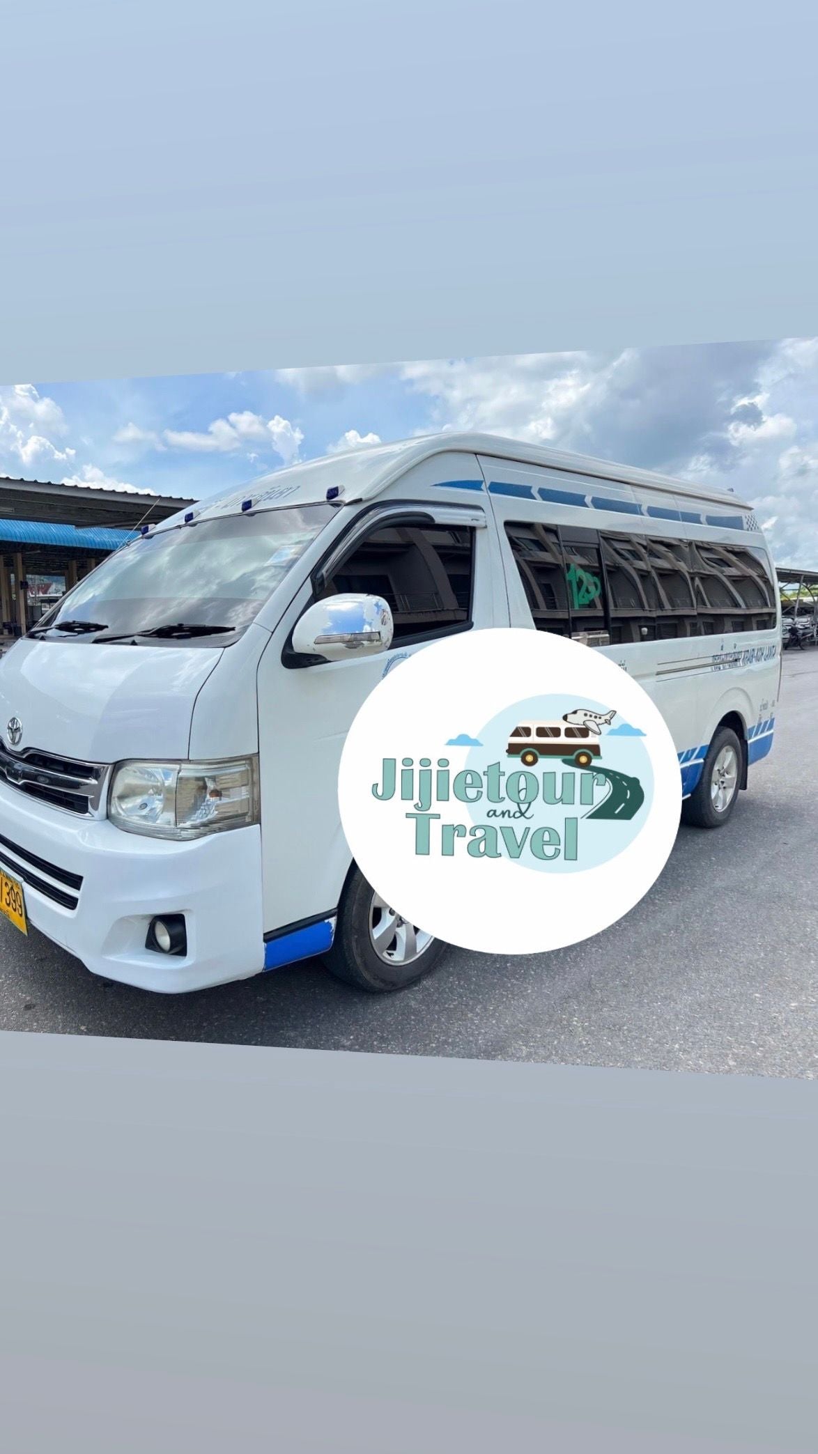 Jijie Tour and Travel minivan for Koh Lanta to Krabi Airport shared transfer