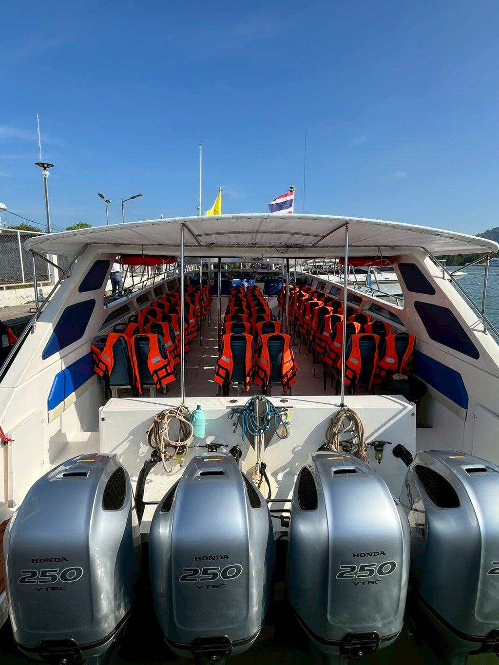 Phuket to Koh Lanta Speedboat Transfer | Rassada to Saladan Pier
