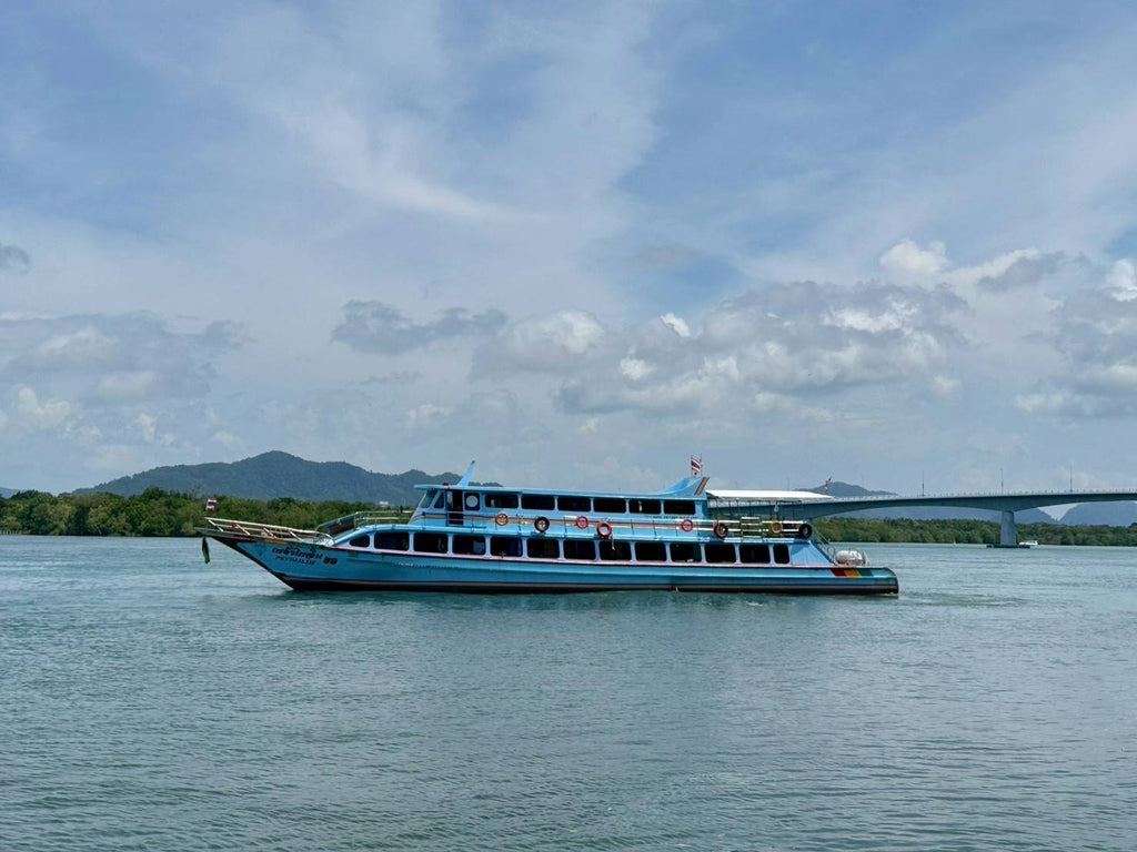 Koh Phi Phi to Koh Lanta ferry